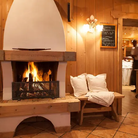 Mareo Dolomites Hotel San Vigilio Di Marebbe