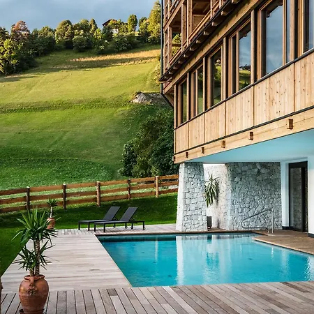 Mareo Dolomites Hotel